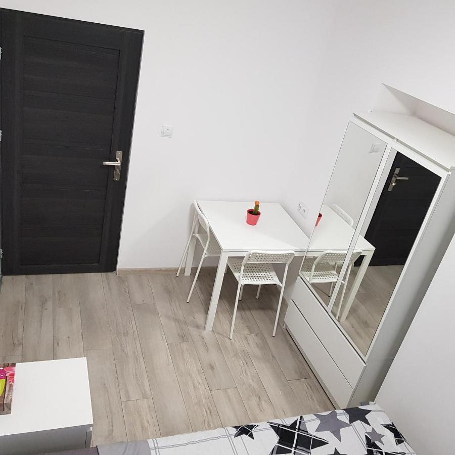 Mirrorroom Pl Downtown Alloggio in famiglia Varsavia