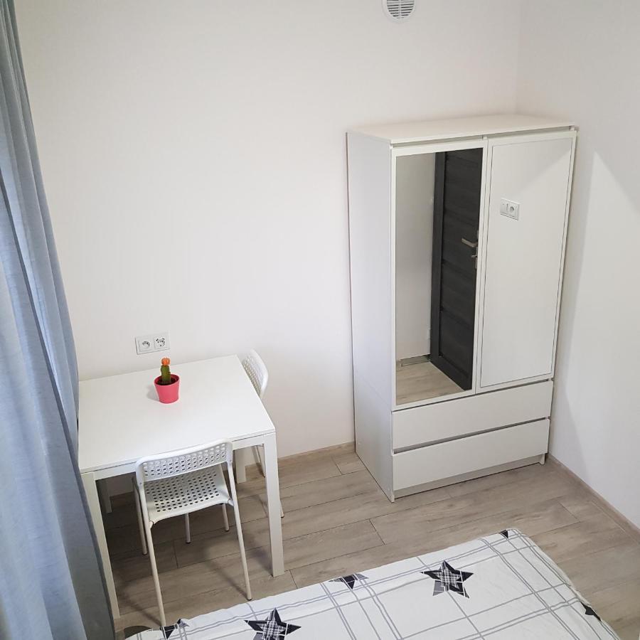 Mirrorroom Pl Downtown Alloggio in famiglia Varsavia